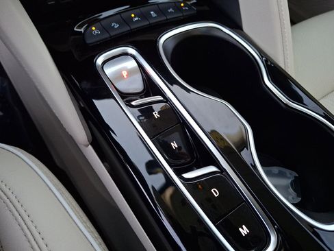 Certified 2023 Buick Envision Avenir image 22