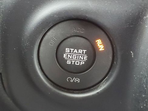Used 2021 Jeep Wrangler Unlimited Rubicon AWD/4WD image 24