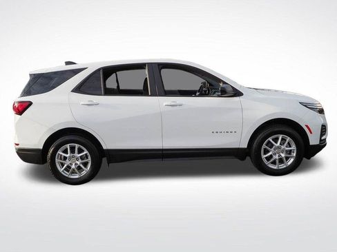 Certified 2024 Chevrolet Equinox LS w/ LS Convenience Package AWD/4WD image 7
