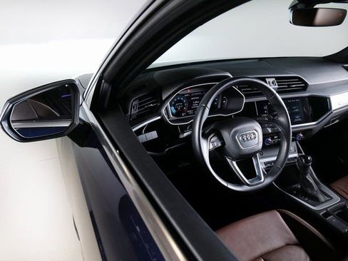 Certified 2022 Audi Q3 2.0T Premium Plus w/ Premium Plus Package image 22