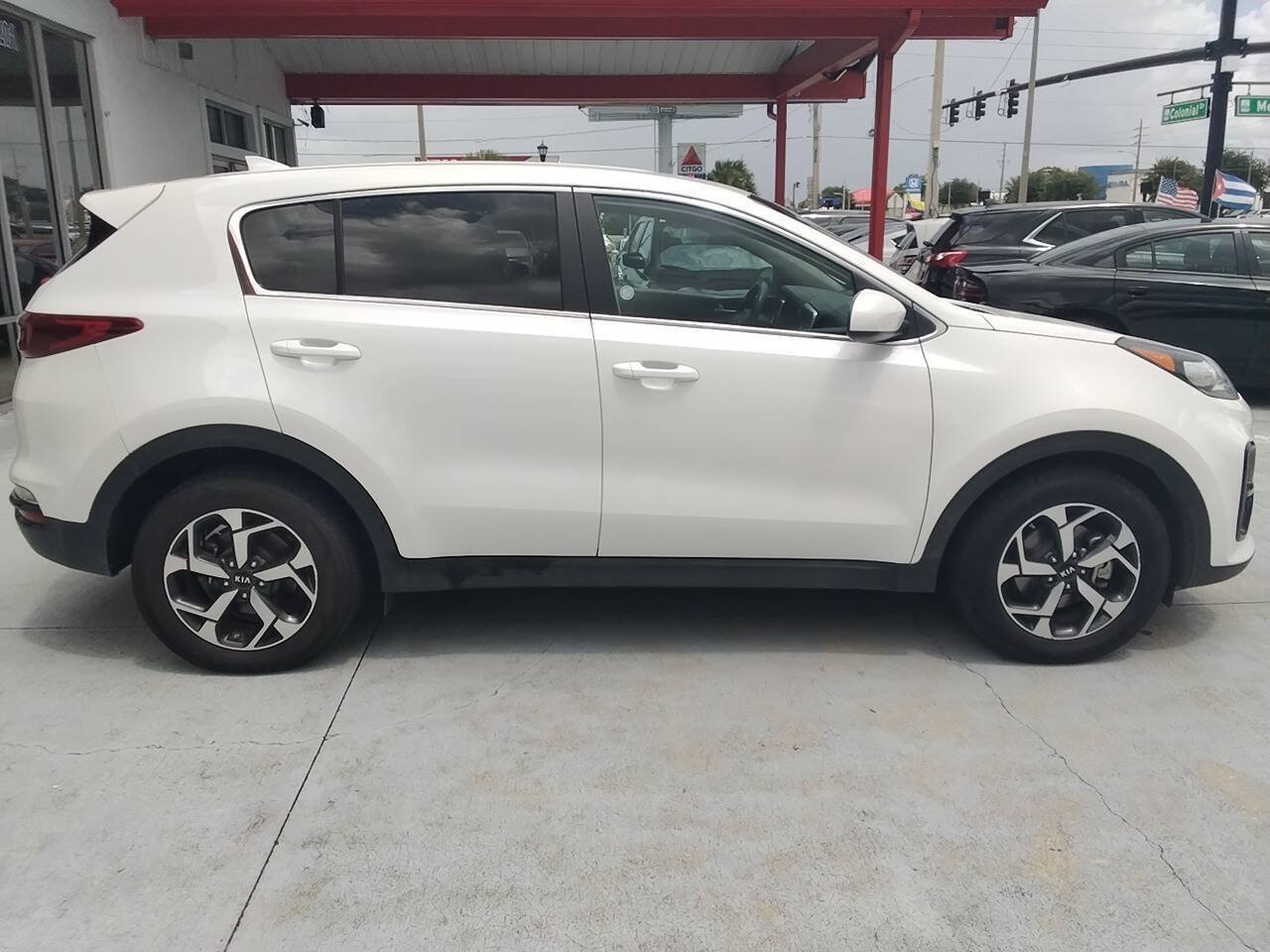 Used 2021 Kia Sportage LX FWD image 4
