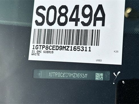 Used 2021 GMC Sierra 1500 Elevation w/ Preferred Package image 27