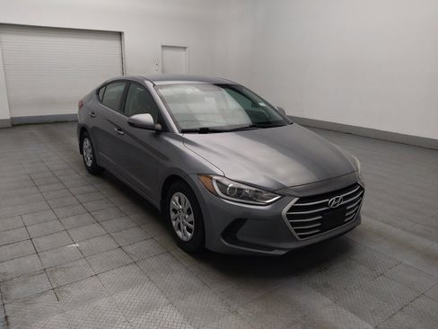 Used 2018 Hyundai Elantra SE FWD image 13