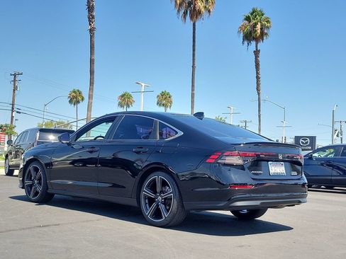 Used 2024 Honda Accord Sport image 2