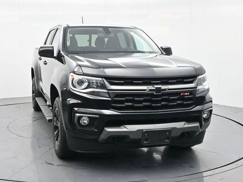 Used 2022 Chevrolet Colorado Z71 image 3