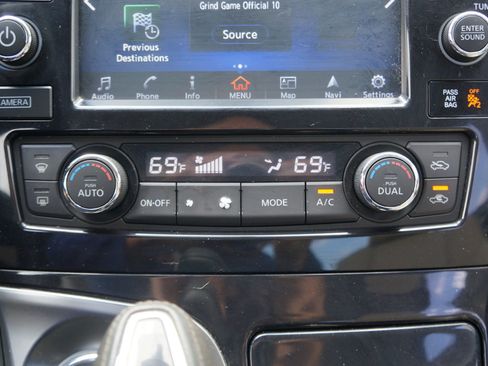 Used 2016 Nissan Maxima 3.5 SL image 39