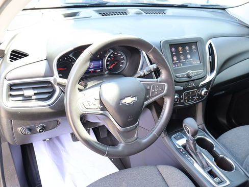 Used 2022 Chevrolet Equinox LT AWD/4WD image 23