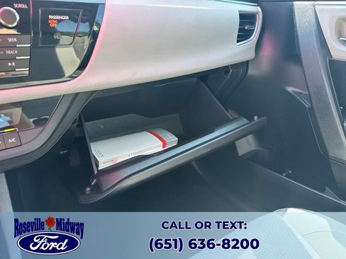 Used 2014 Toyota Corolla LE FWD image 17