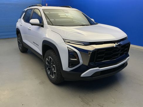 New 2026 Chevrolet Equinox ACTIV FWD image 2
