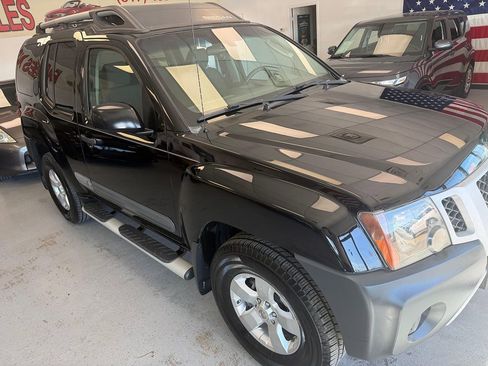 Used 2011 Nissan Xterra S image 4