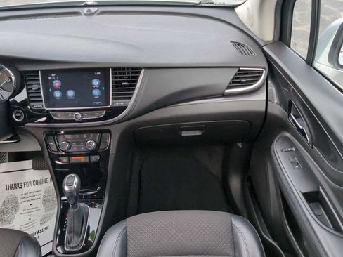 Used 2018 Buick Encore Preferred image 27