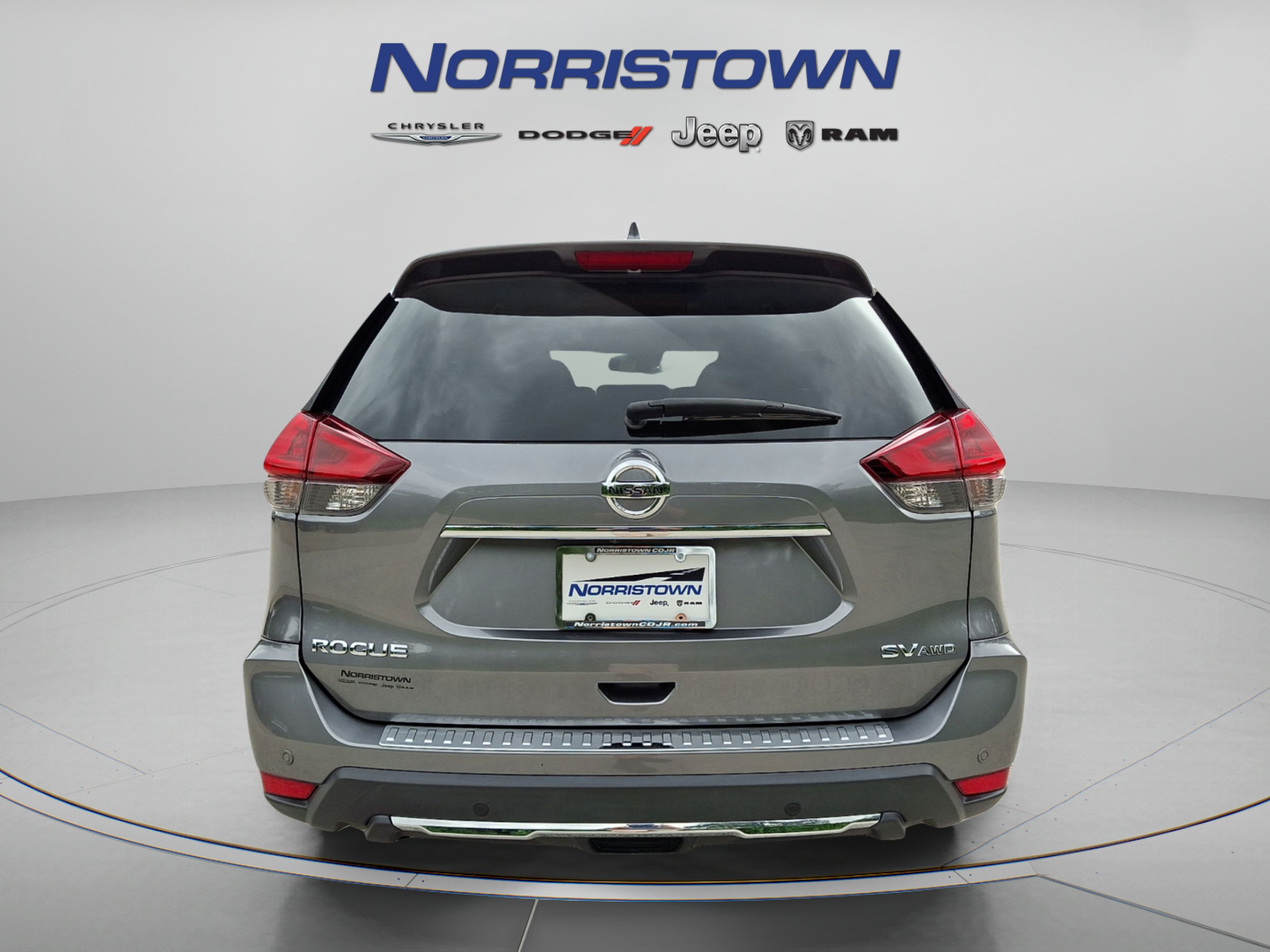 Used 2019 Nissan Rogue SV w/ Premium Package AWD/4WD image 5