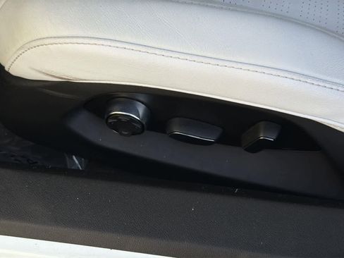 Used 2023 Chevrolet Corvette Stingray Premium Conv w/ 3LT image 26