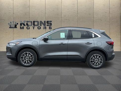 New 2026 Ford Escape SE image 4