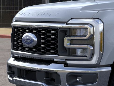 New 2026 Ford F350 Lariat w/ Lariat Ultimate Package AWD/4WD image 17