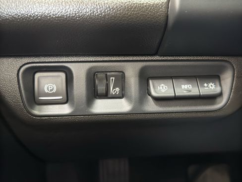 Used 2023 GMC Acadia Denali w/ Black Diamond Edition AWD/4WD image 36