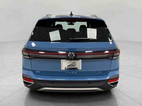 New 2025 Volkswagen Taos SE image 4