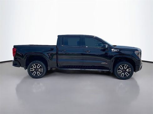 Used 2022 GMC Sierra 1500 AT4 w/ AT4 Preferred Package image 7