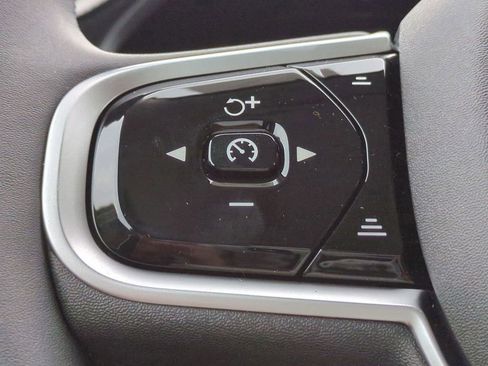 New 2026 Volvo XC90 B5 Plus AWD/4WD image 22