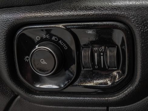 Used 2019 RAM 2500 Tradesman AWD/4WD image 28