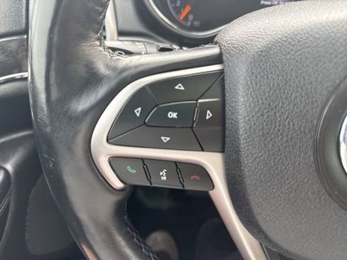 Used 2018 Jeep Grand Cherokee Limited image 22