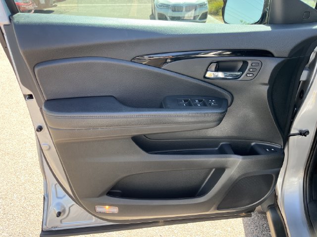Certified 2022 Honda Pilot Elite image 6
