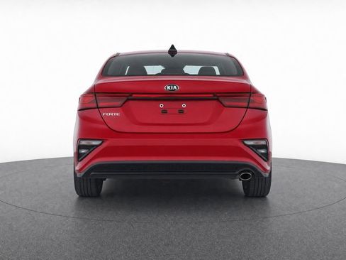 Used 2021 Kia Forte LXS FWD image 3