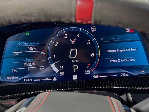 Used 2023 Chevrolet Corvette Stingray w/ Z51 Performance Package image 22