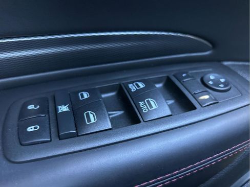 Certified 2022 Dodge Durango R/T image 24