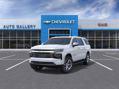 New 2026 Chevrolet Suburban Premier image 9