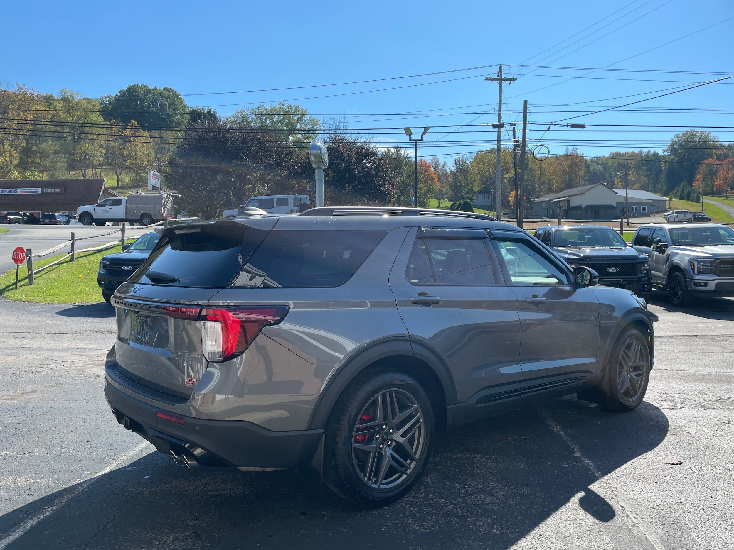 Certified 2026 Ford Explorer ST w/ Sun And Sound Package AWD/4WD image 5