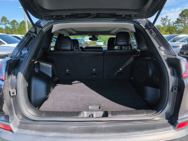 Certified 2021 Jeep Cherokee Latitude Plus w/ Sun & Sound Group FWD image 28