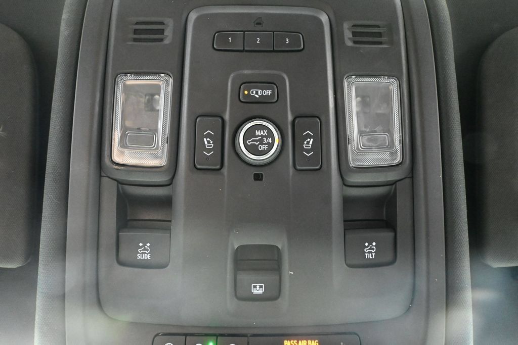 Used 2021 Cadillac Escalade ESV Sport w/ Heavy-Duty Trailer Package AWD/4WD image 28