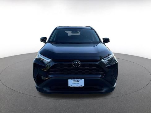 Used 2025 Toyota RAV4 XLE image 4