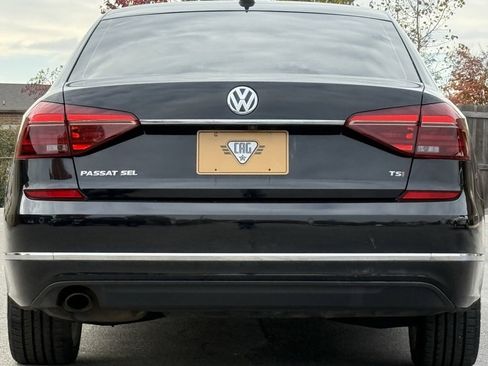 Used 2017 Volkswagen Passat 1.8T SEL Premium image 4
