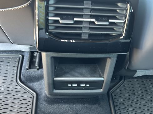 New 2026 Volkswagen ID.4 Pro RWD image 16
