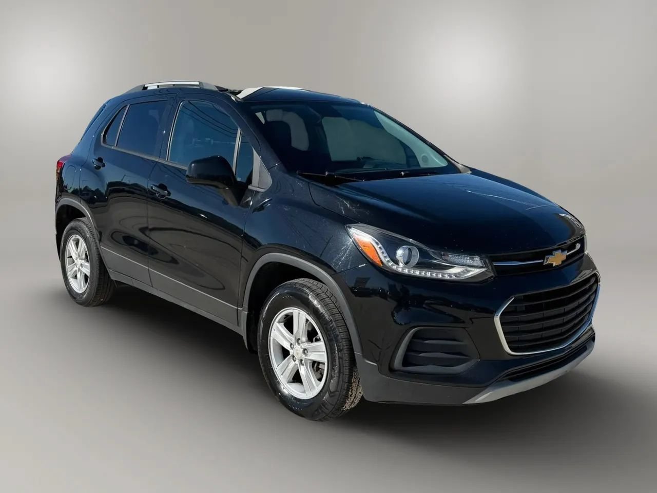 Used 2021 Chevrolet Trax LT w/ Driver Confidence Package AWD/4WD image 1
