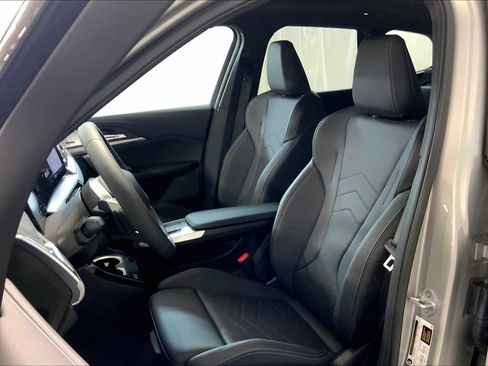 New 2025 BMW X1 xDrive28i w/ Technology Package image 9