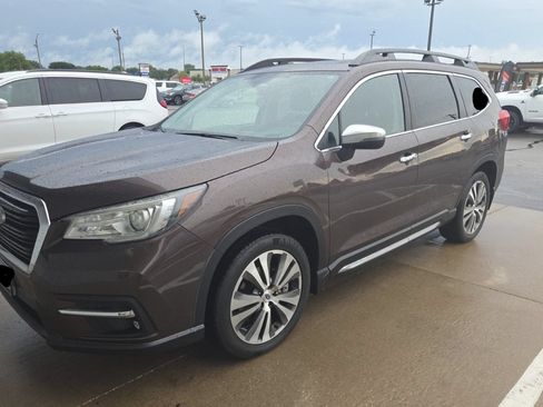 Used 2020 Subaru Ascent Touring w/ Popular Package #2A AWD/4WD image 1