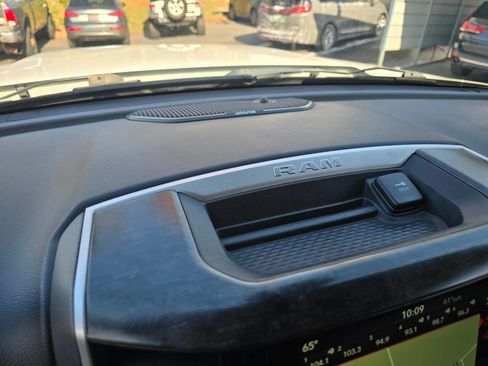 Used 2019 RAM 2500 Big Horn image 29