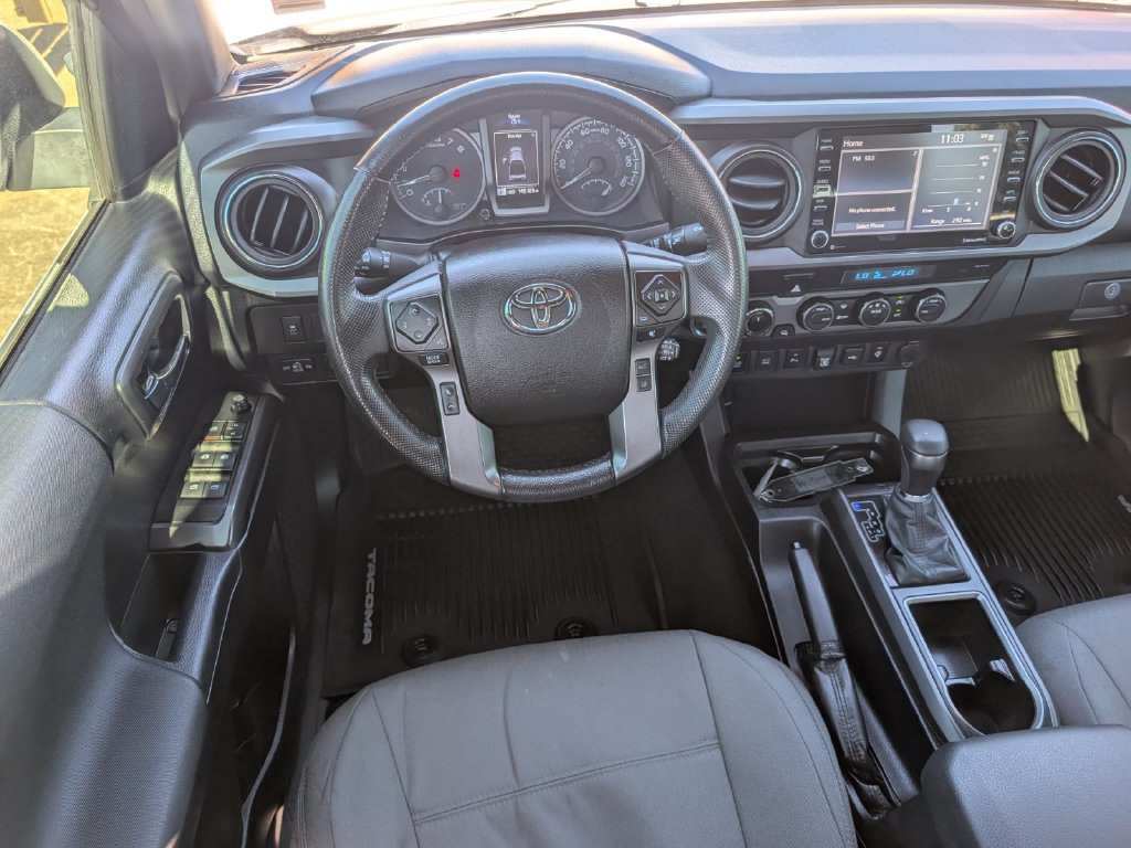Used 2021 Toyota Tacoma TRD Sport w/ Technology Package AWD/4WD image 11