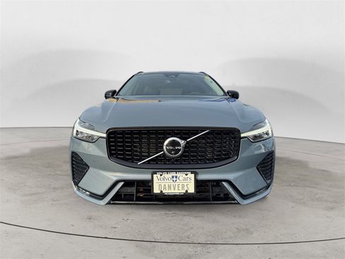 Certified 2023 Volvo XC60 B5 Plus w/ Climate Package image 26