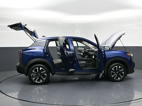 New 2026 Nissan Kicks SV AWD/4WD image 33