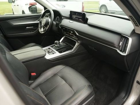 Used 2024 MAZDA CX-90 3.3 Turbo w/ Preferred Plus AWD/4WD image 18