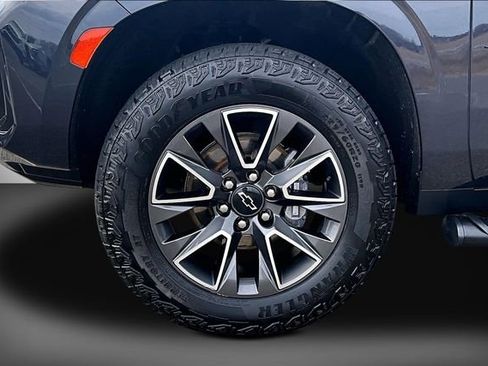 Used 2023 Chevrolet Tahoe Z71 w/ Luxury Package image 8