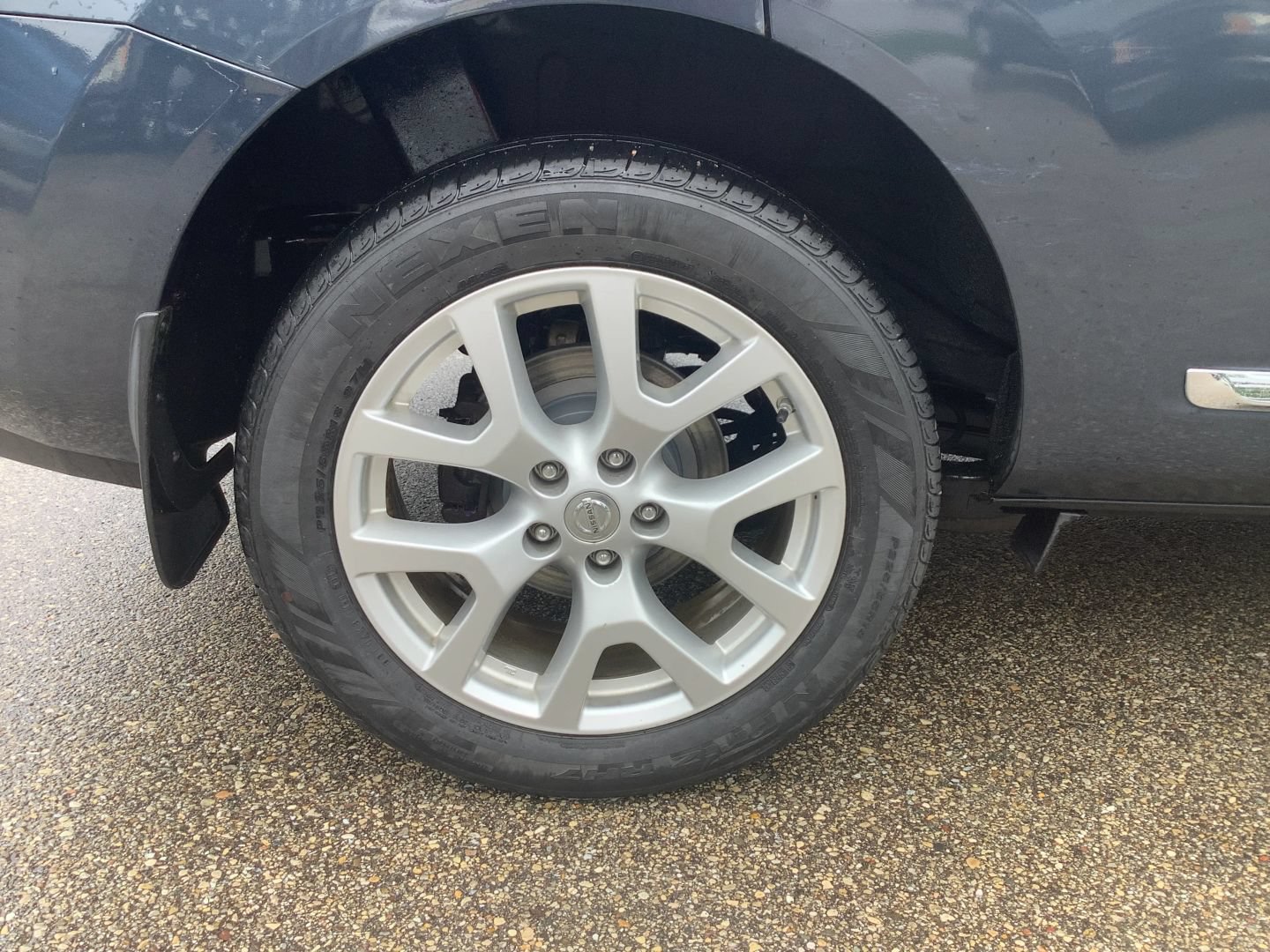 Used 2013 Nissan Rogue SL AWD/4WD image 23