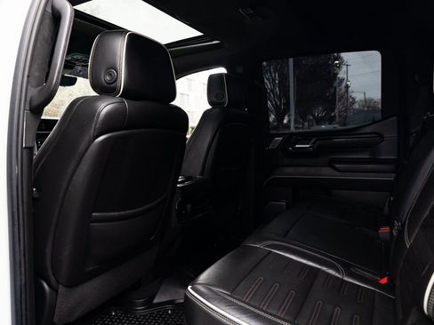 Used 2022 GMC Sierra 1500 AT4X image 23