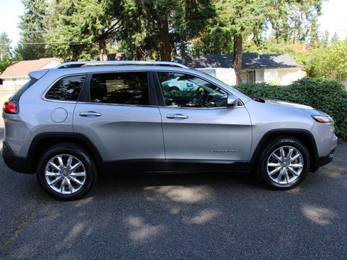 Used 2014 Jeep Cherokee Limited image 13