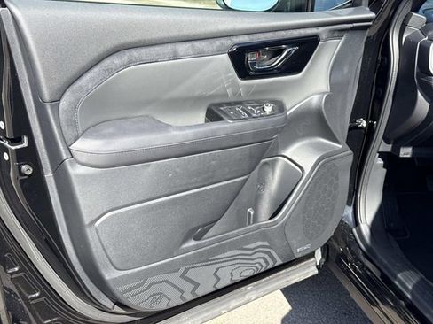 New 2026 Subaru Forester Limited image 11