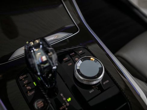 Used 2023 BMW X5 sDrive40i w/ M Sport Package image 33